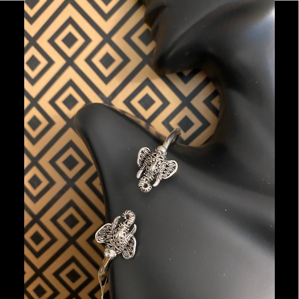 ❗️1 left❗️Sterling Silver Elephant Cuff Bracelet